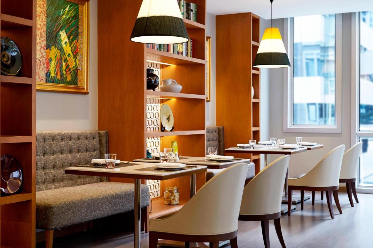 Marriott Executive Apartments Mayfair Bangkok Exterior photo