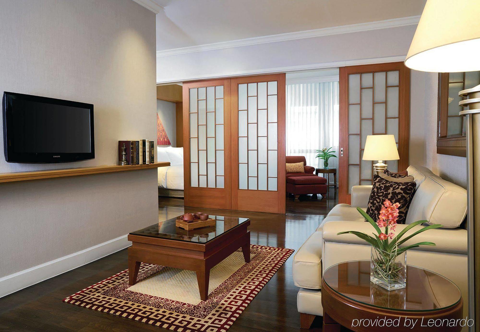 Marriott Executive Apartments Mayfair Bangkok Exterior photo