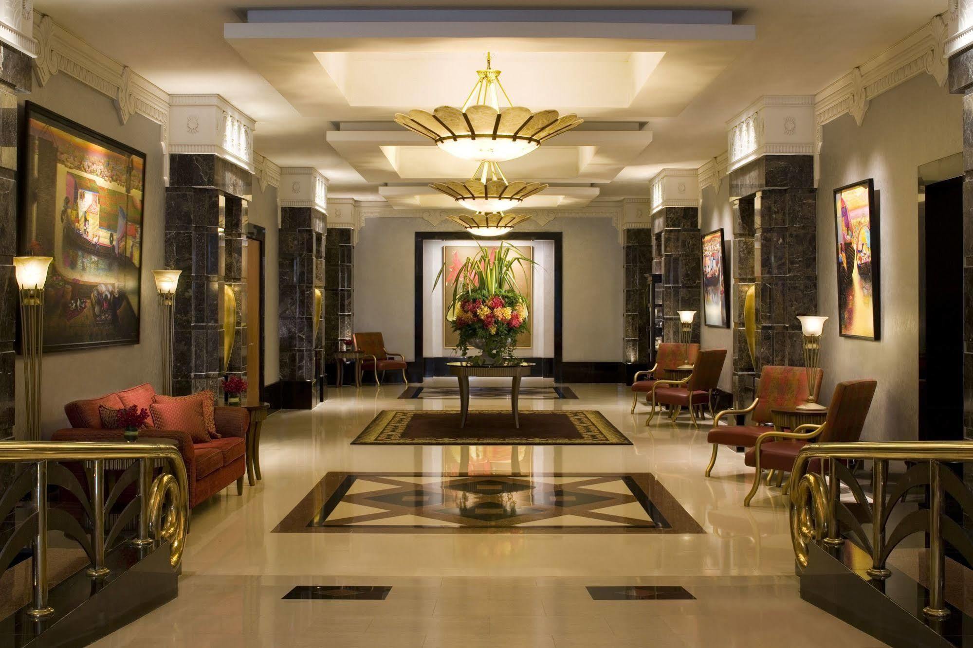 Marriott Executive Apartments Mayfair Bangkok Exterior photo